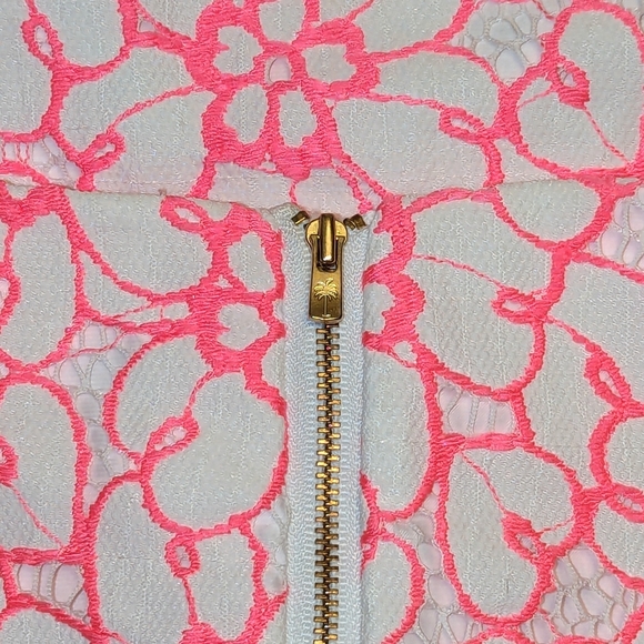 Lilly Pulitzer Hyacinth Fiesta Pink Pique Lace Pencil Skirt - Picture 5 of 8